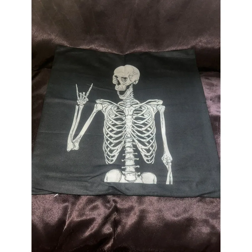 Horror Classic‎ Movie Characters Pillow Covers, 18x18